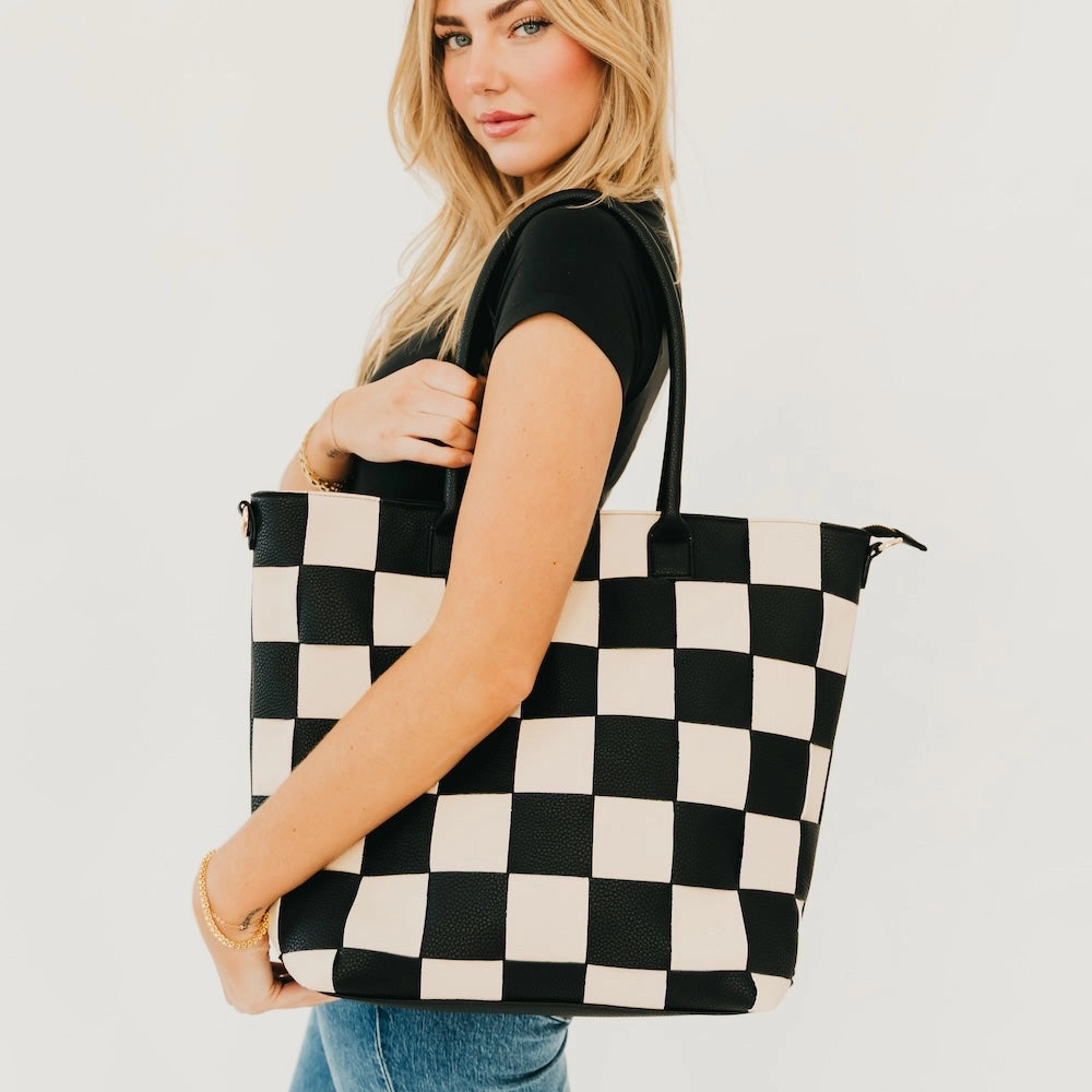 COURTNEY CHECKERED TOTE by Pretty Simple