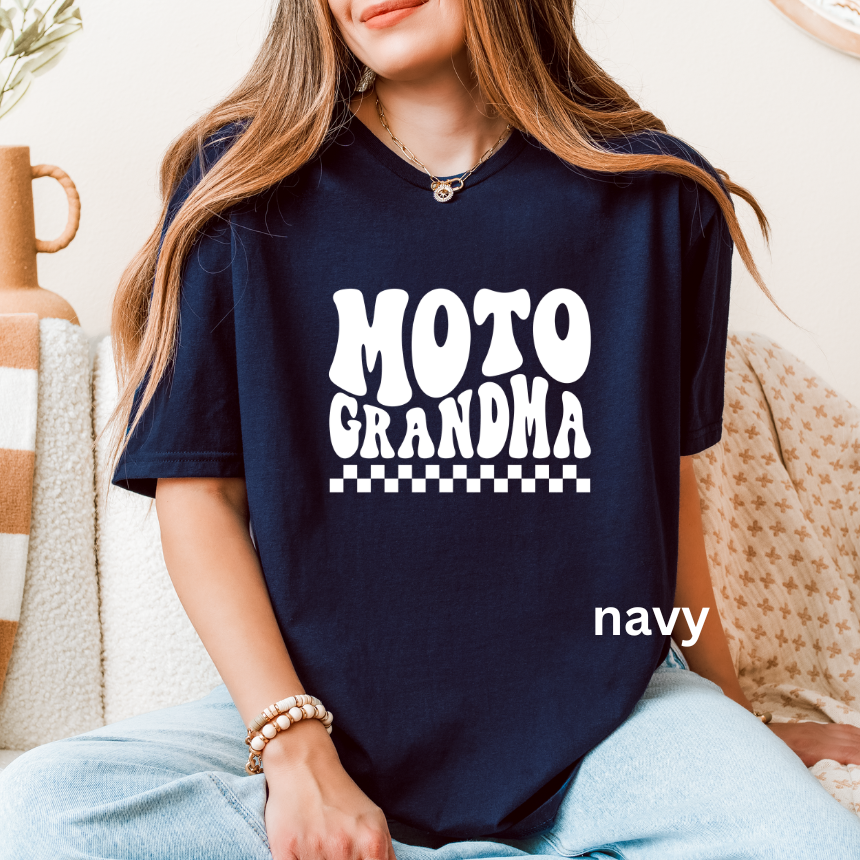 Moto Grandma T-Shirt - Gildan Unisex S-3XL